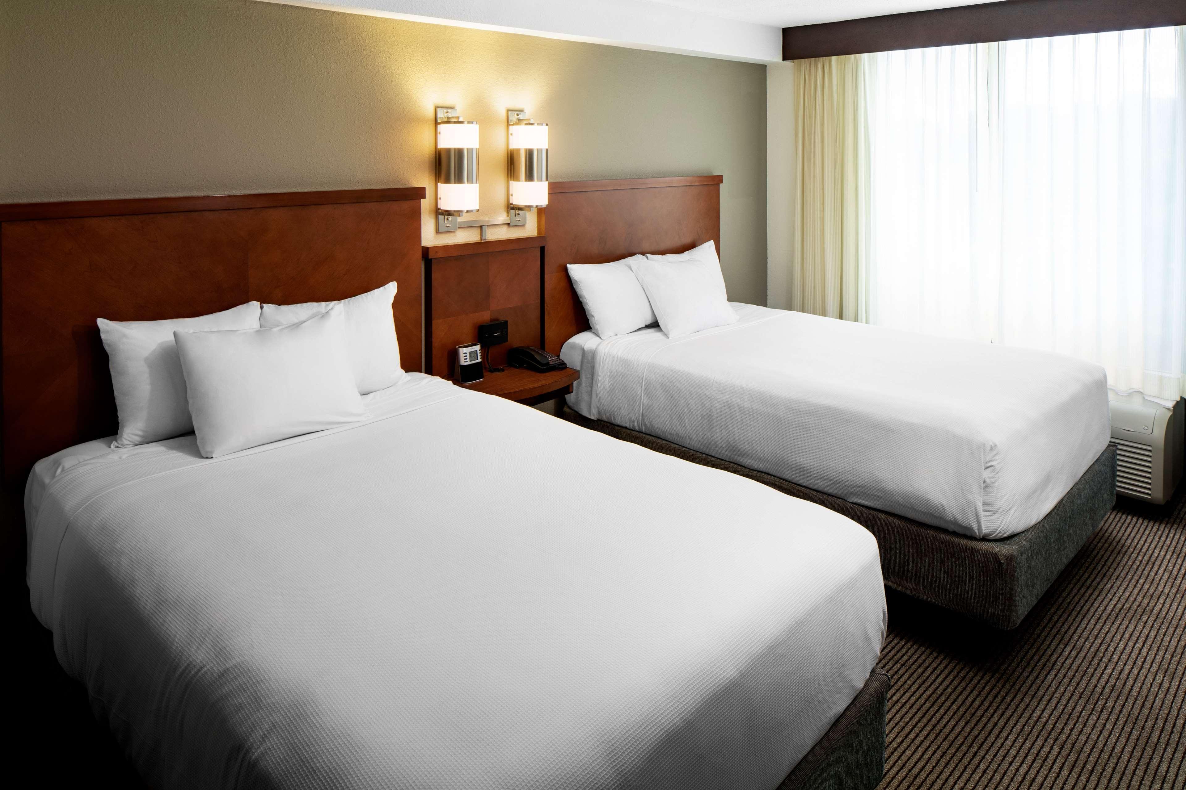 Hyatt Place Greenville/Haywood מראה חיצוני תמונה