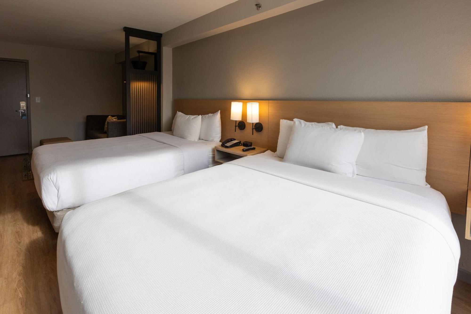 Hyatt Place Greenville/Haywood מראה חיצוני תמונה