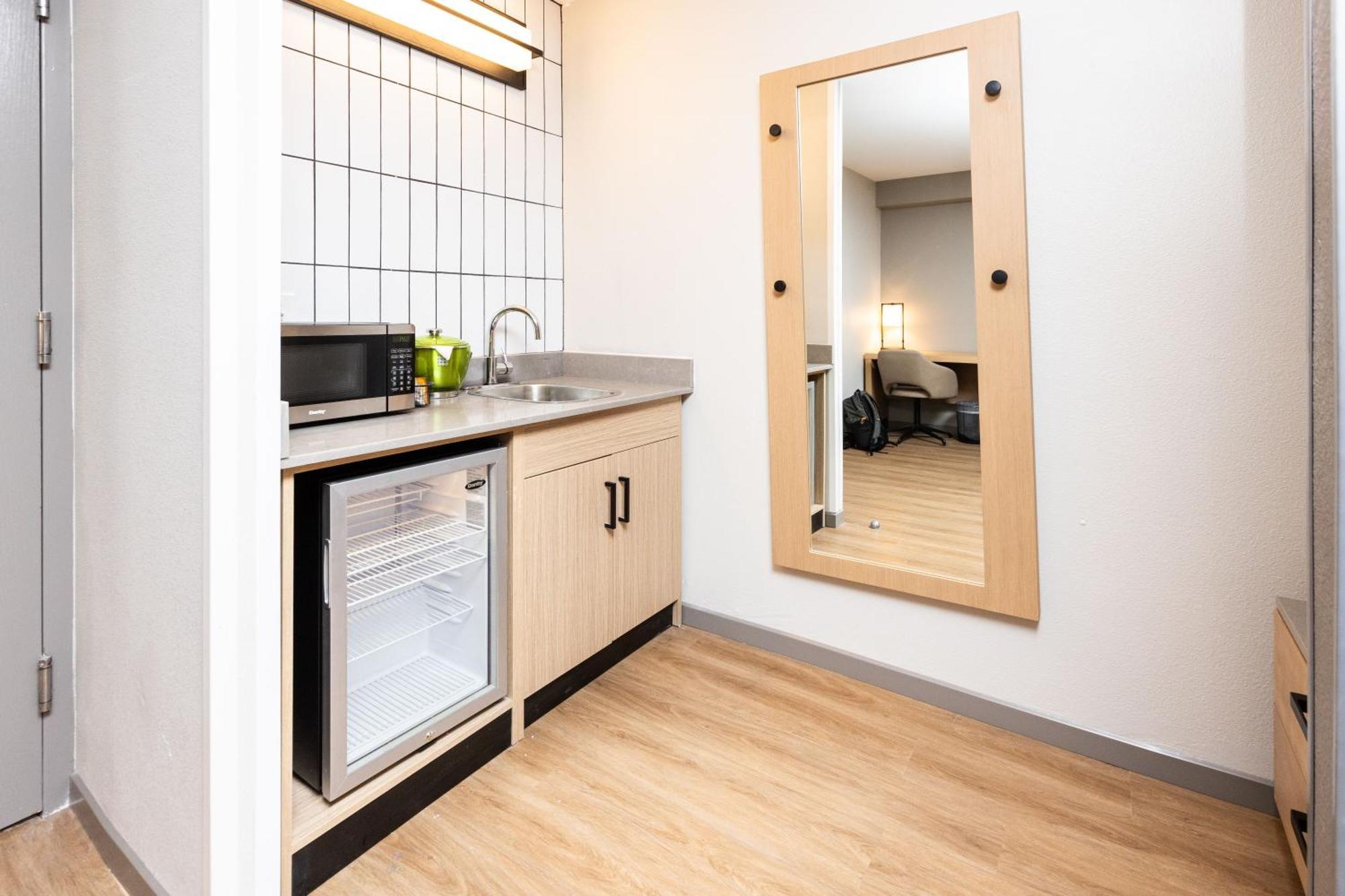 Hyatt Place Greenville/Haywood מראה חיצוני תמונה