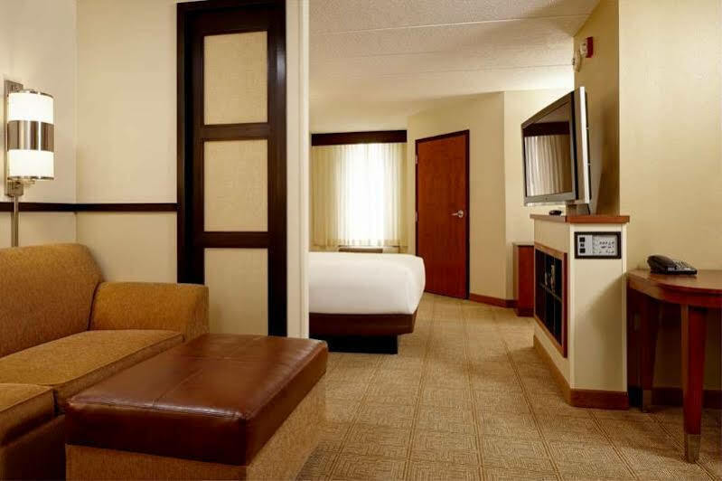Hyatt Place Greenville/Haywood מראה חיצוני תמונה